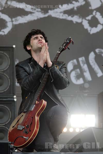 BLACK REBEL MOTORCYCLE CLUB - 2018-07-21 - PARIS - Hippodrome de Longchamp - Main Stage 2 - Robert Levon Been